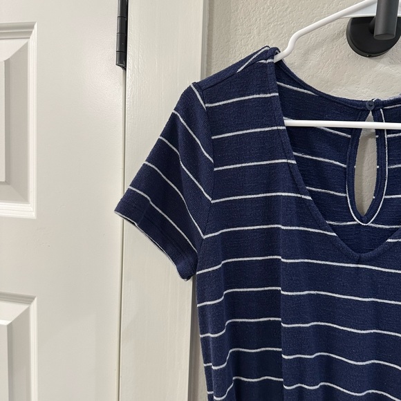 EUC Women’s Old Navy Brand Size S Small One Piece Jumper Romper Stripe Striped - Picture 3 of 12